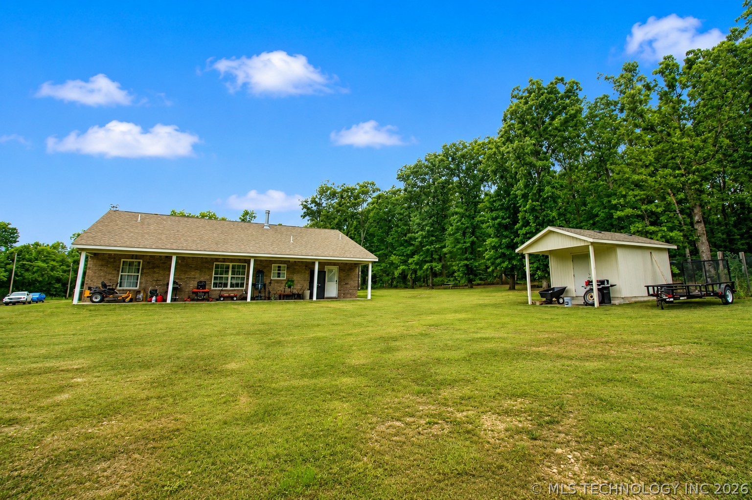 8268 N Shiloh Road Hulbert OK 74441