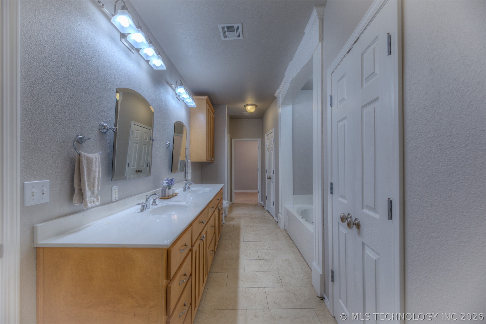 221 Waterford Street Catoosa OK 74015