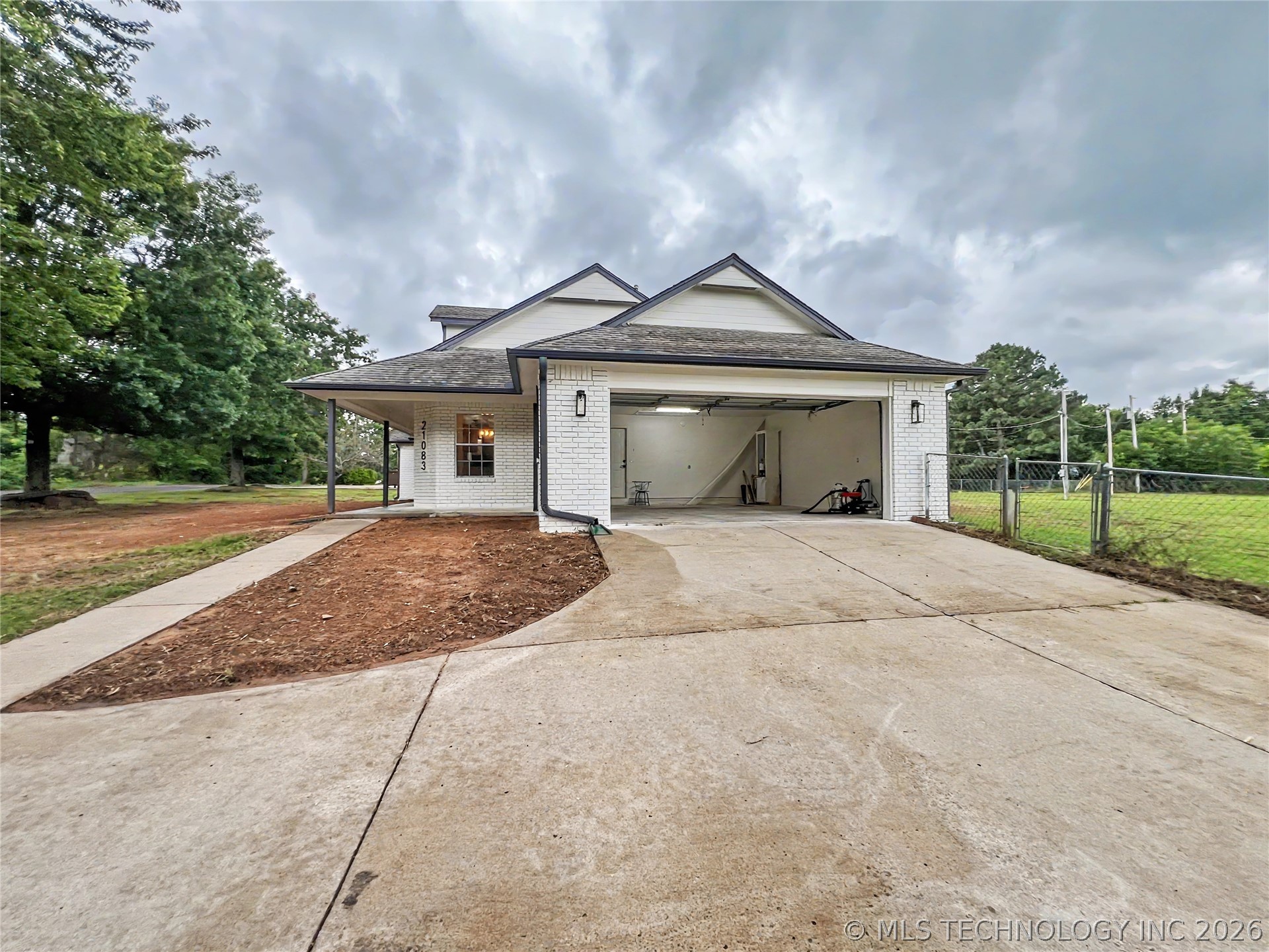 21083 S Forrest Drive Tahlequah OK 74464