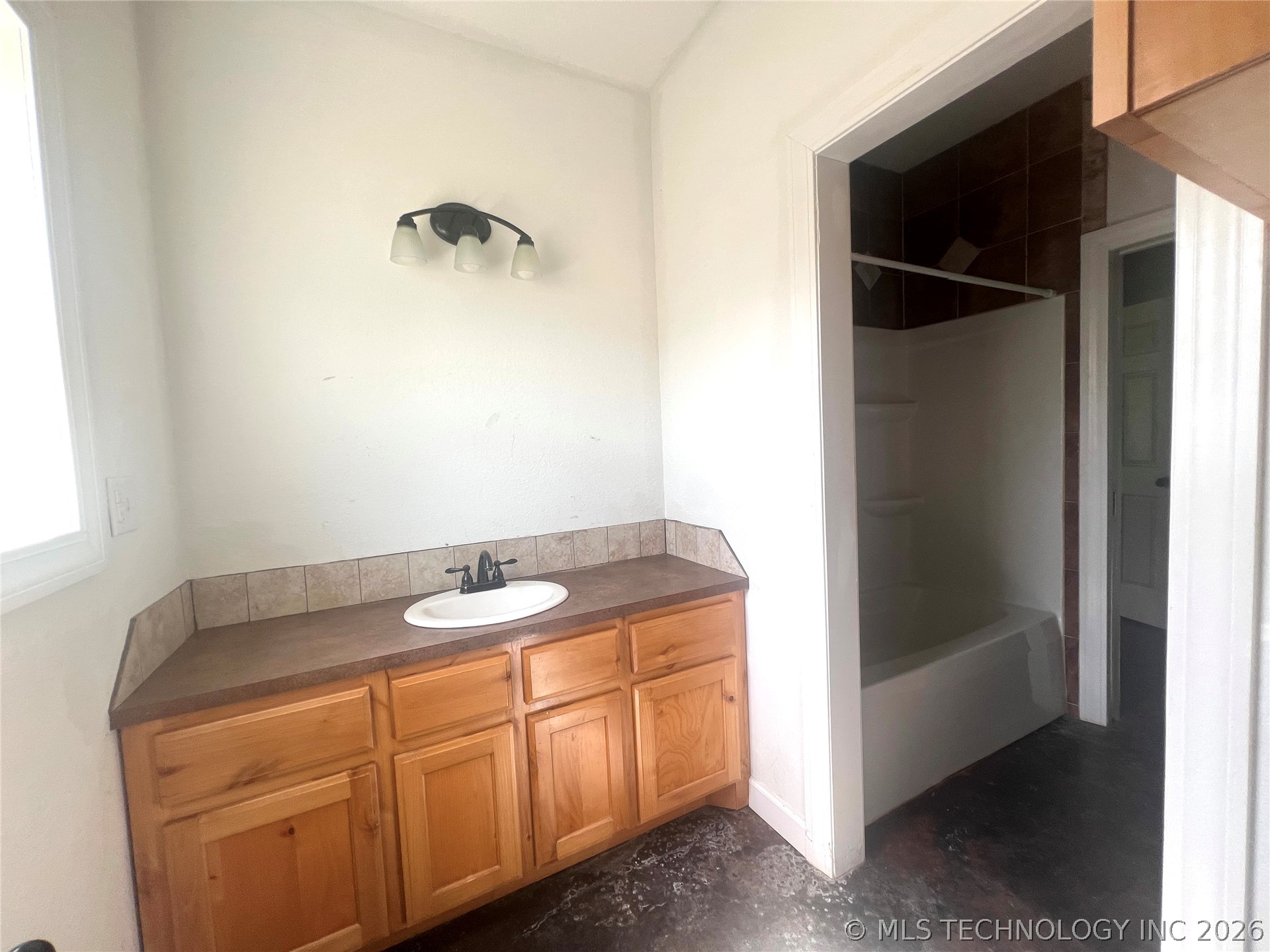 220 Willow Lane Hartshorne OK 74547