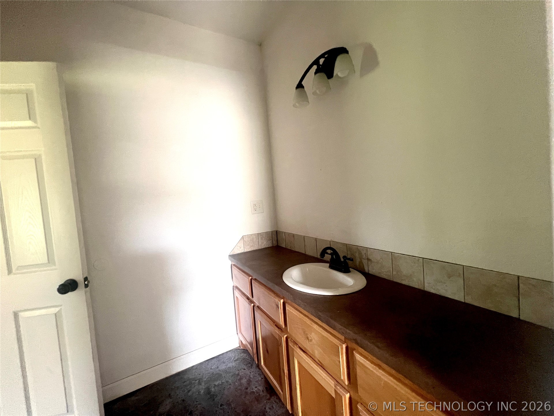 220 Willow Lane Hartshorne OK 74547