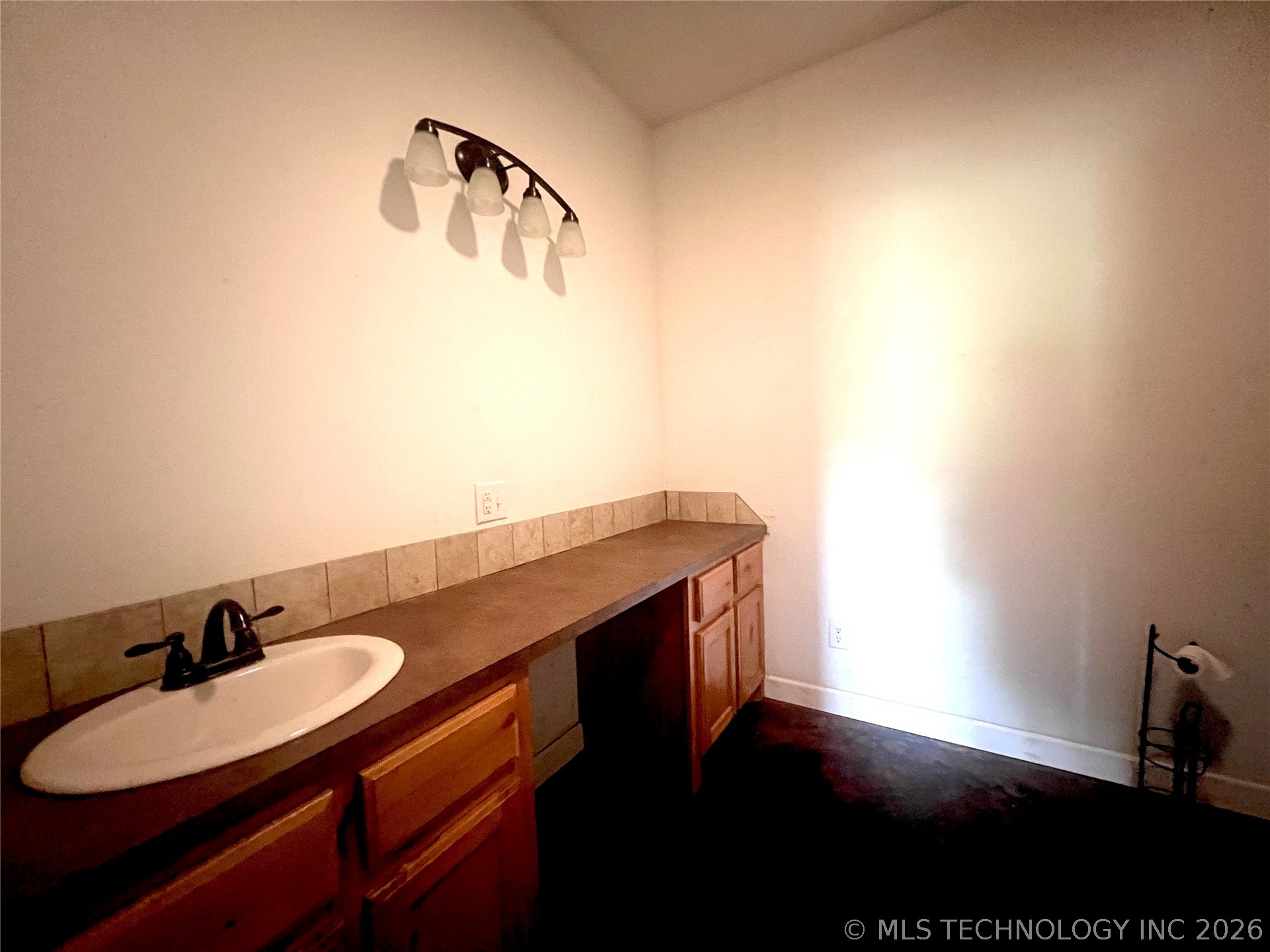 220 Willow Lane Hartshorne OK 74547