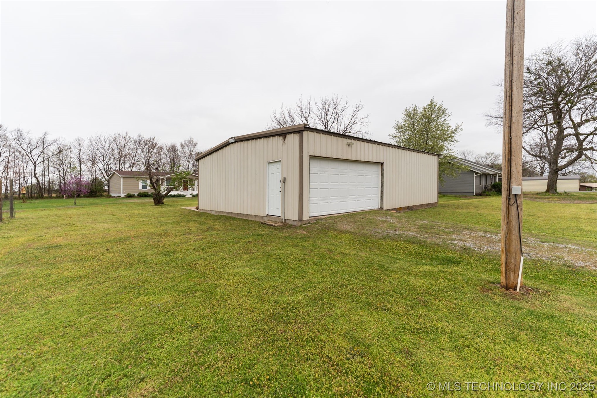 33 Haleys Drive Adair OK 74330