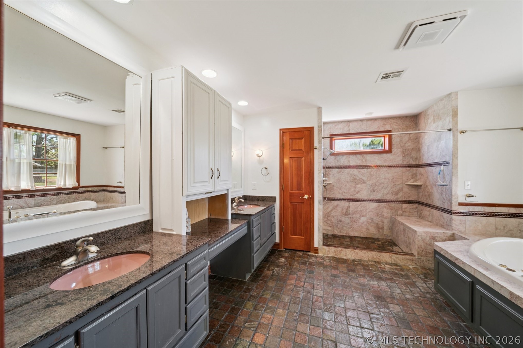 9488 E 137th Street S Bixby OK 74008