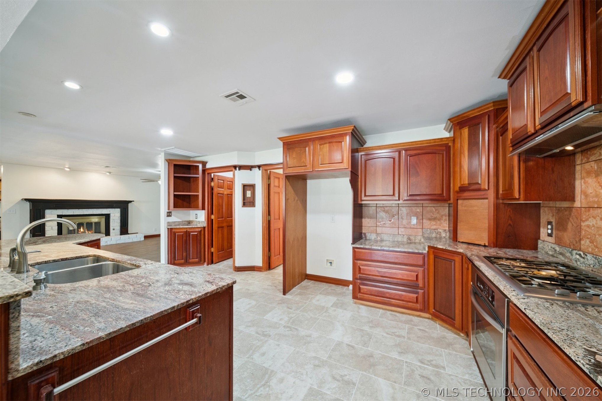 9488 E 137th Street S Bixby OK 74008