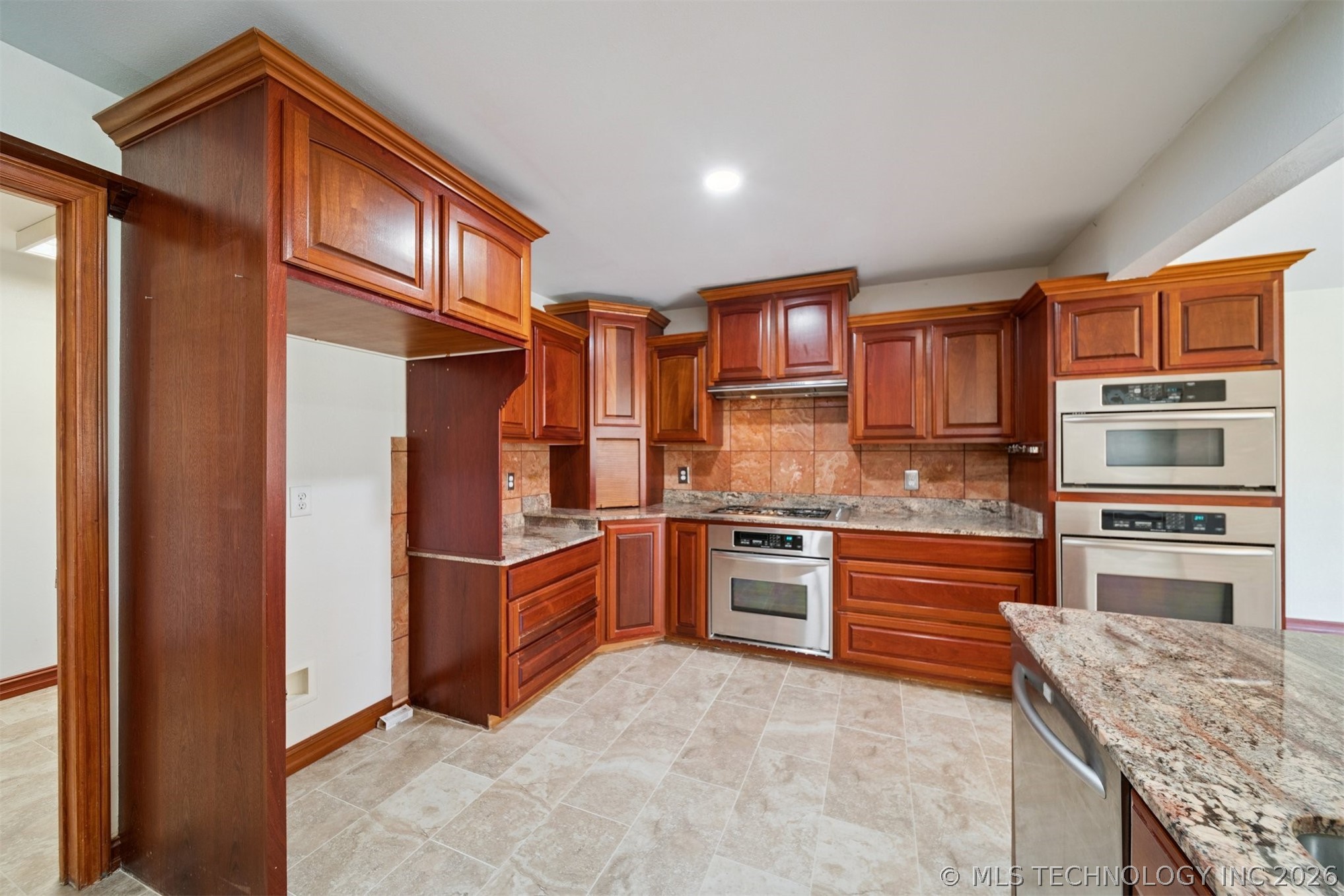 9488 E 137th Street S Bixby OK 74008