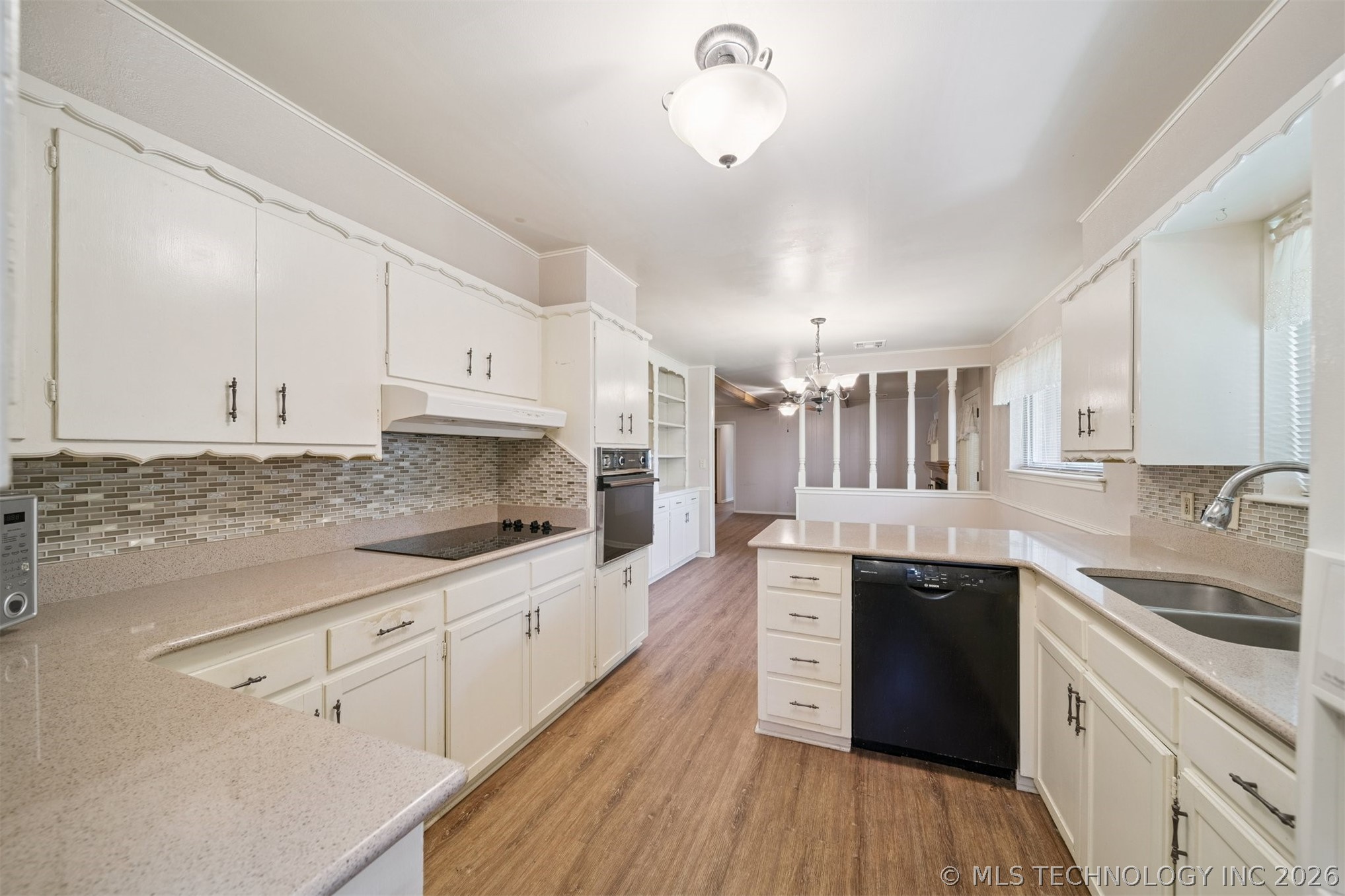 6516 E 57th Place Tulsa OK 74145