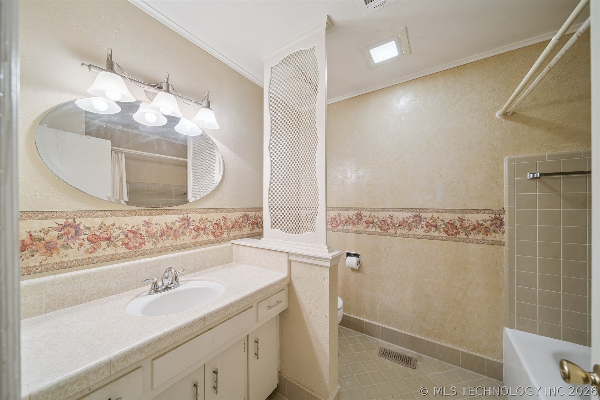 6516 E 57th Place Tulsa OK 74145