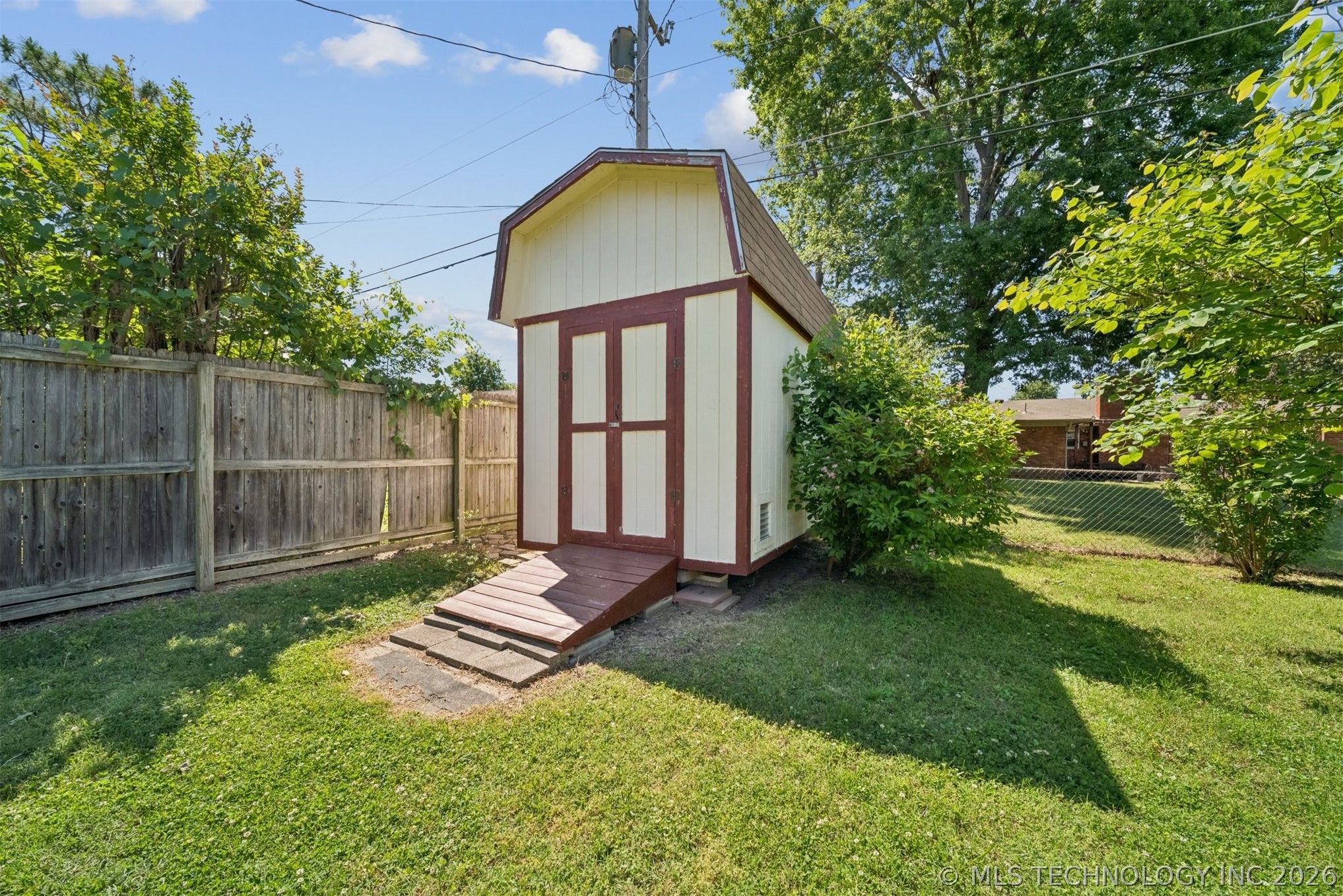 6516 E 57th Place Tulsa OK 74145