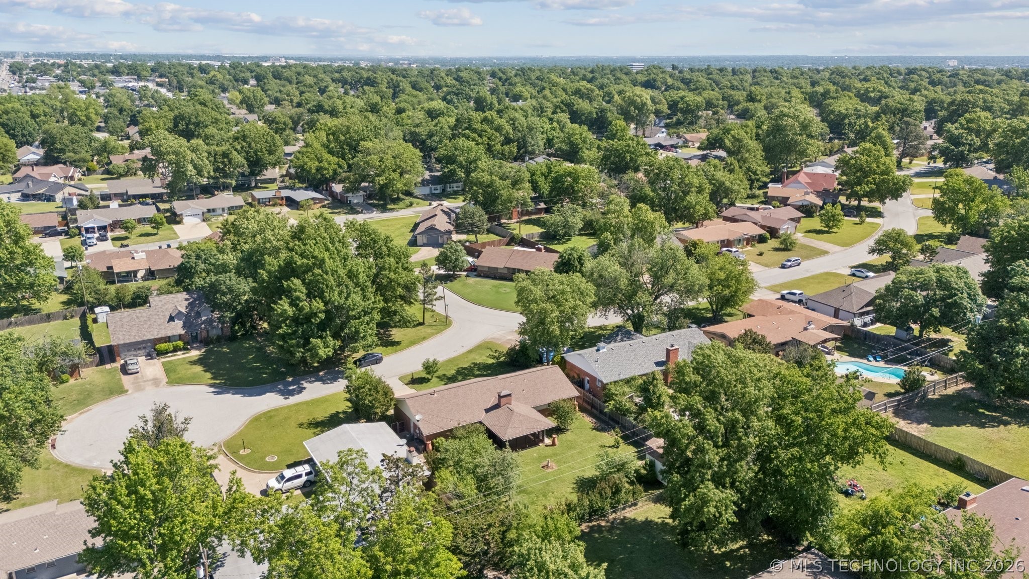 6516 E 57th Place Tulsa OK 74145