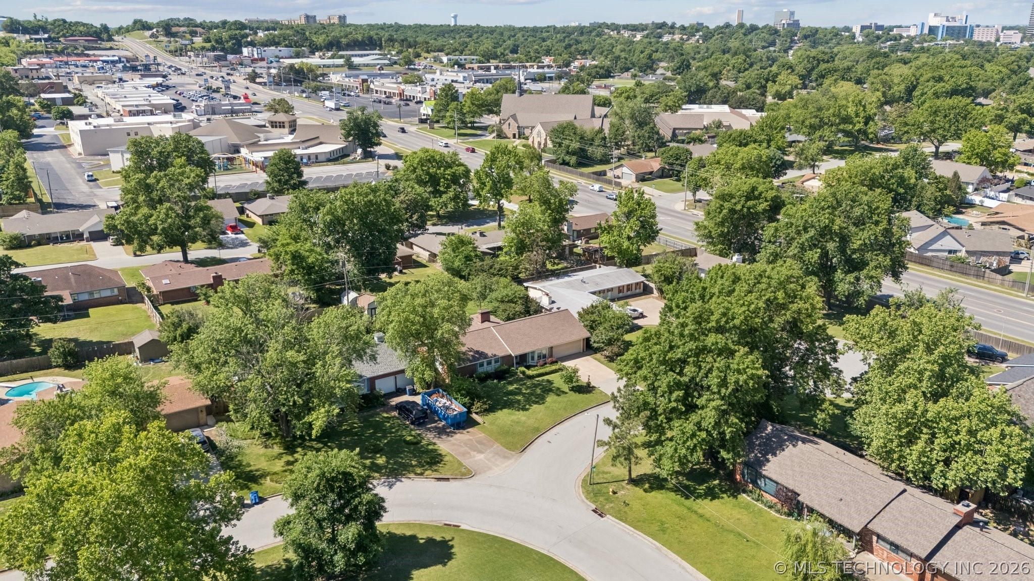 6516 E 57th Place Tulsa OK 74145