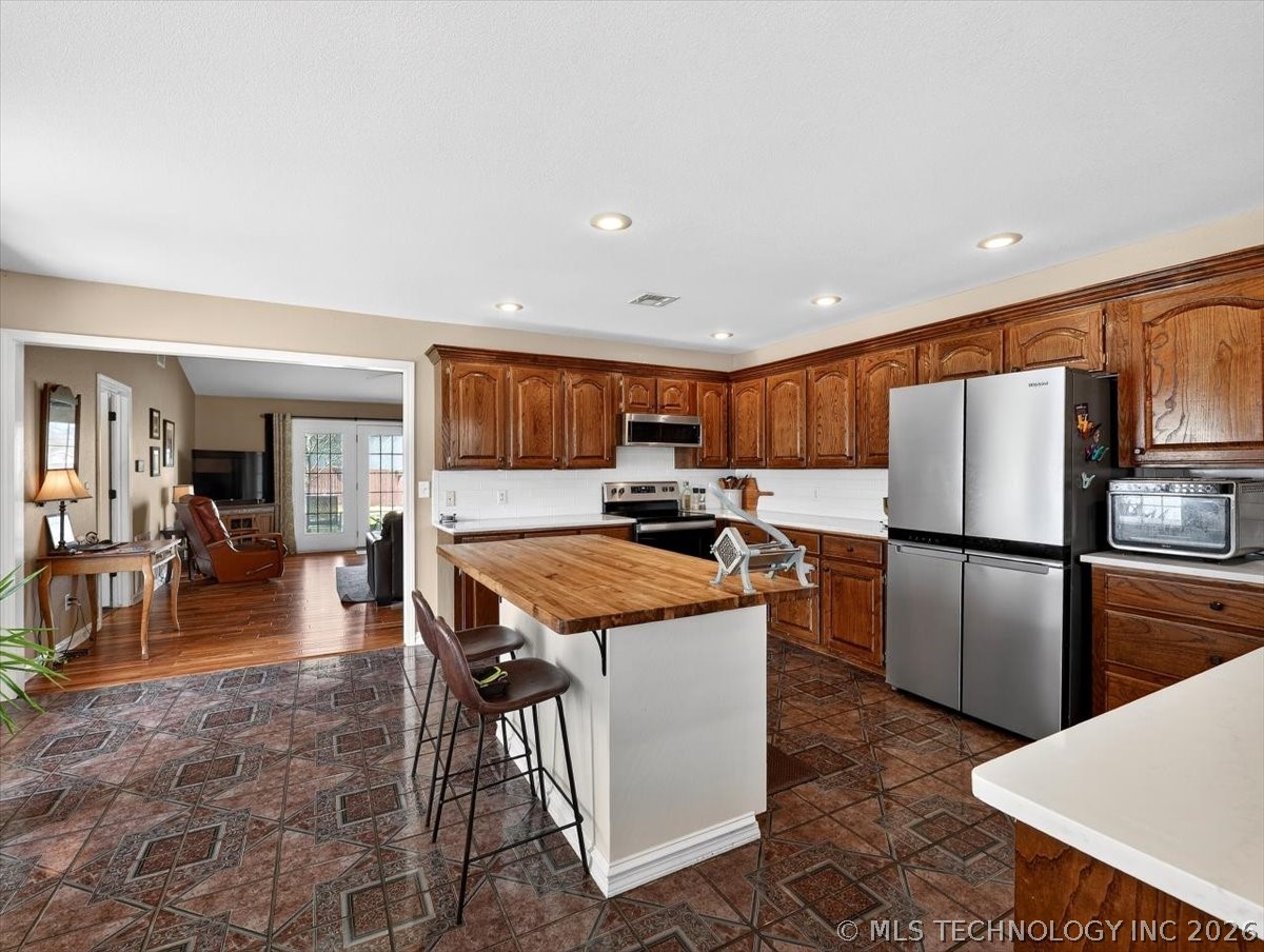 204 Nanih Waiya Street Poteau OK 74953