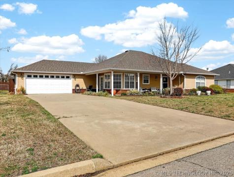 204 Nanih Waiya Street Poteau OK 74953