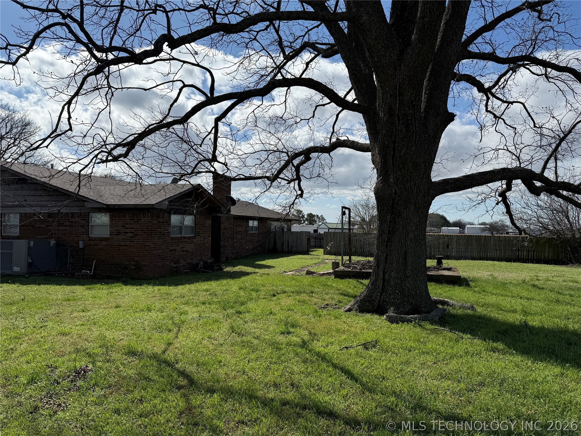 9054 Allen Marietta OK 73448