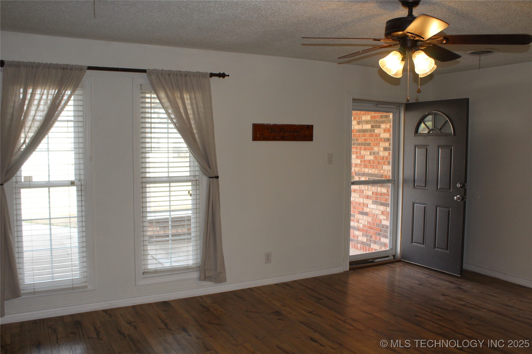 503 W Mccurtain Calera OK 74730