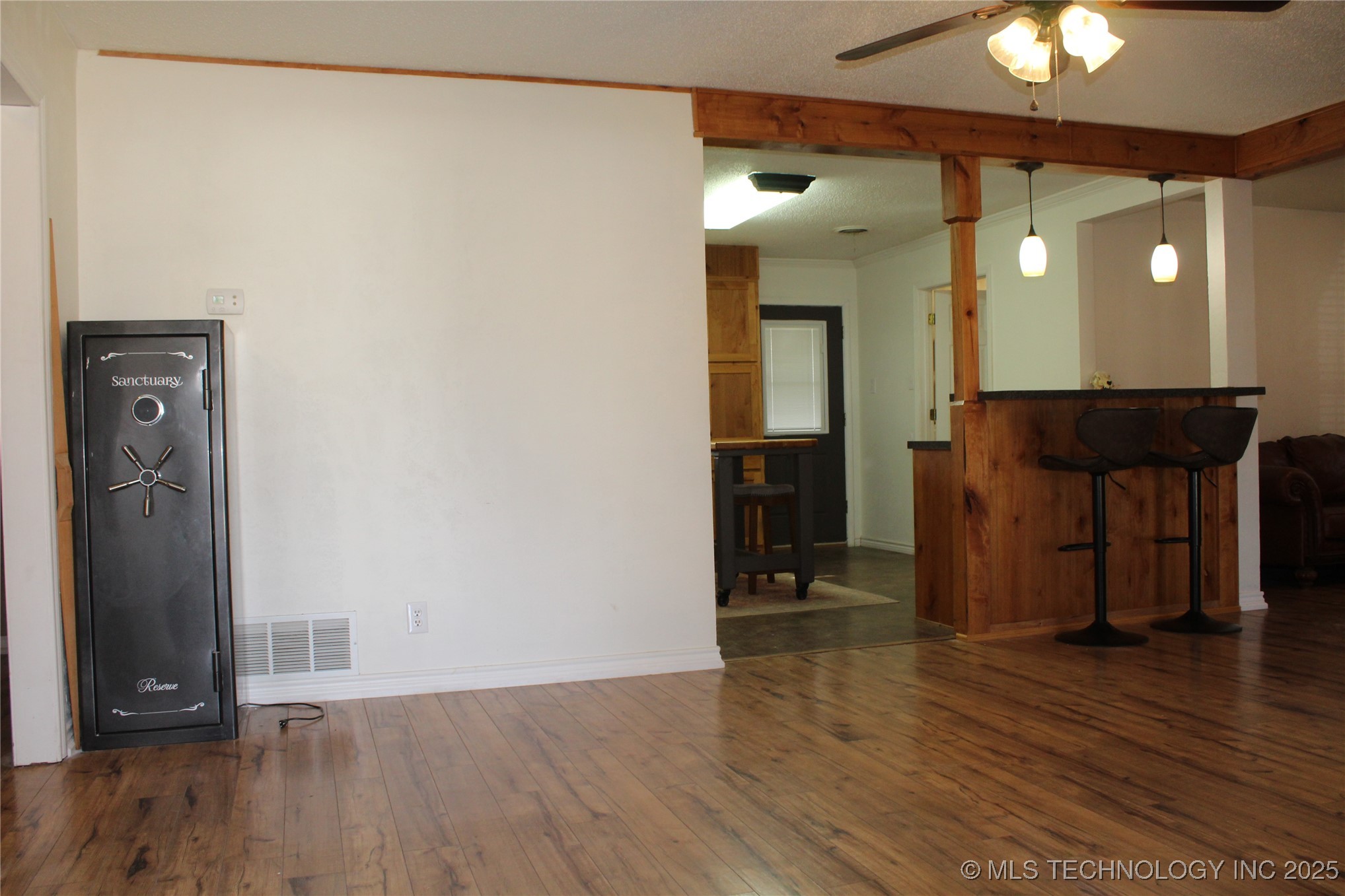 503 W Mccurtain Calera OK 74730