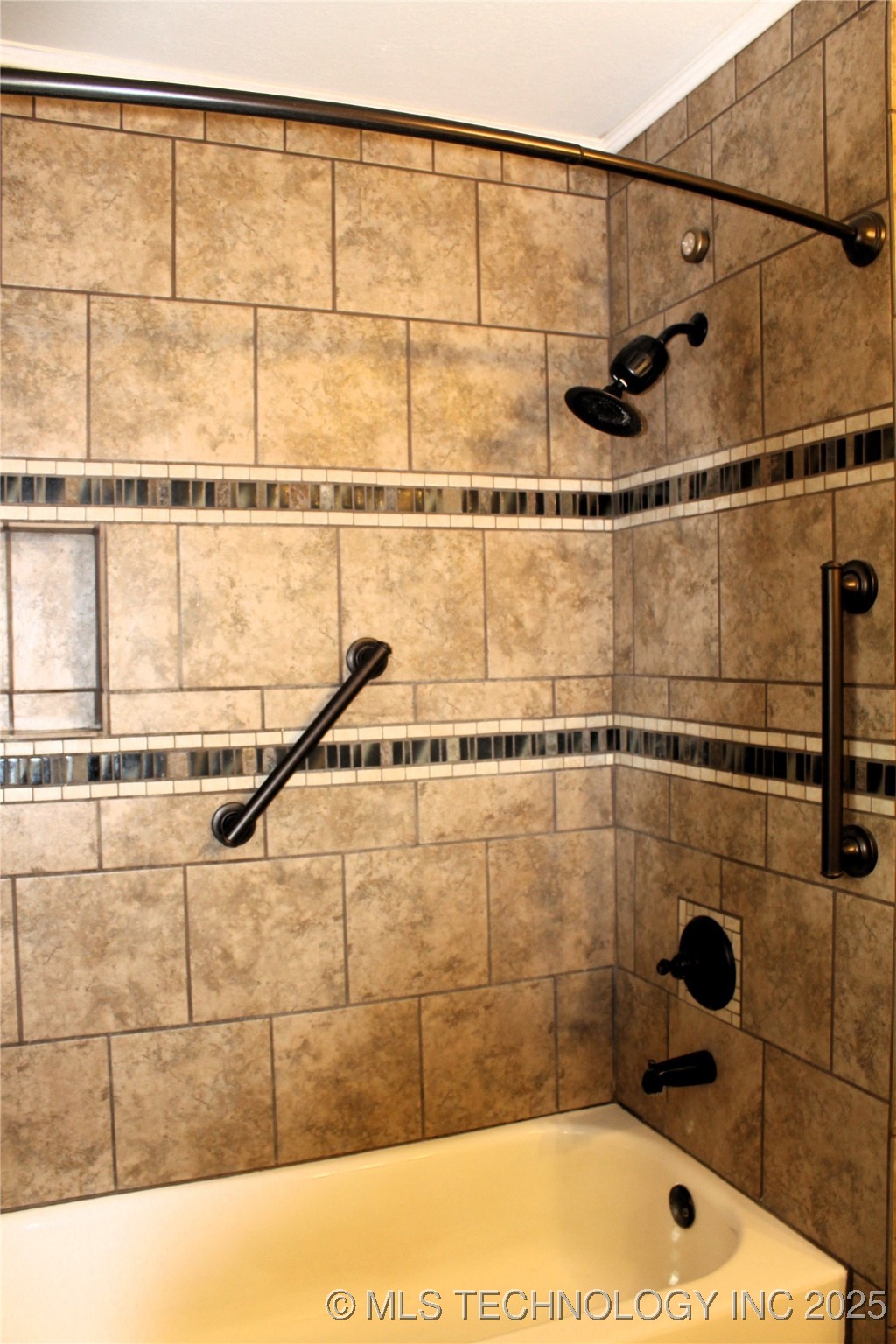503 W Mccurtain Calera OK 74730
