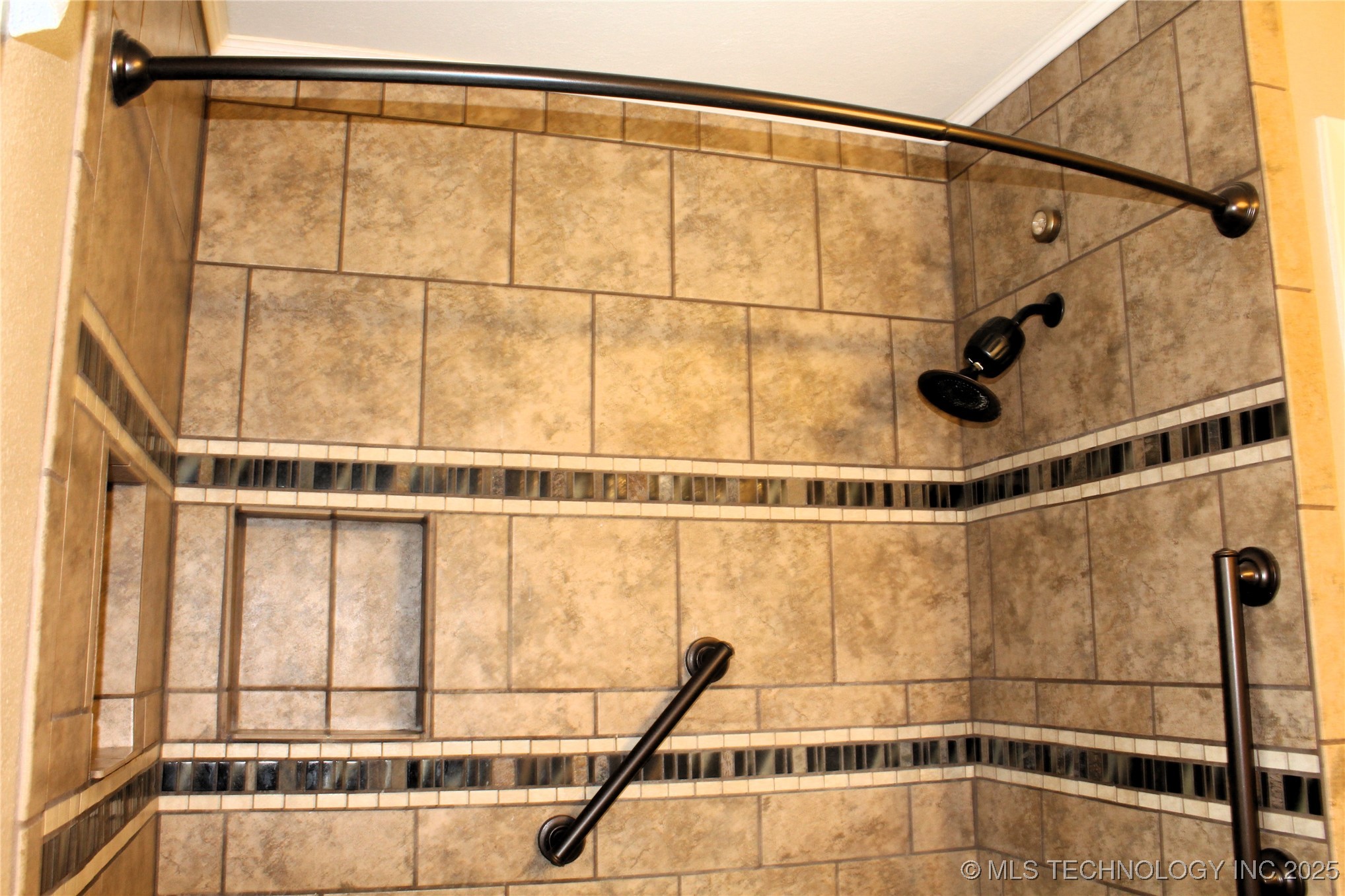503 W Mccurtain Calera OK 74730