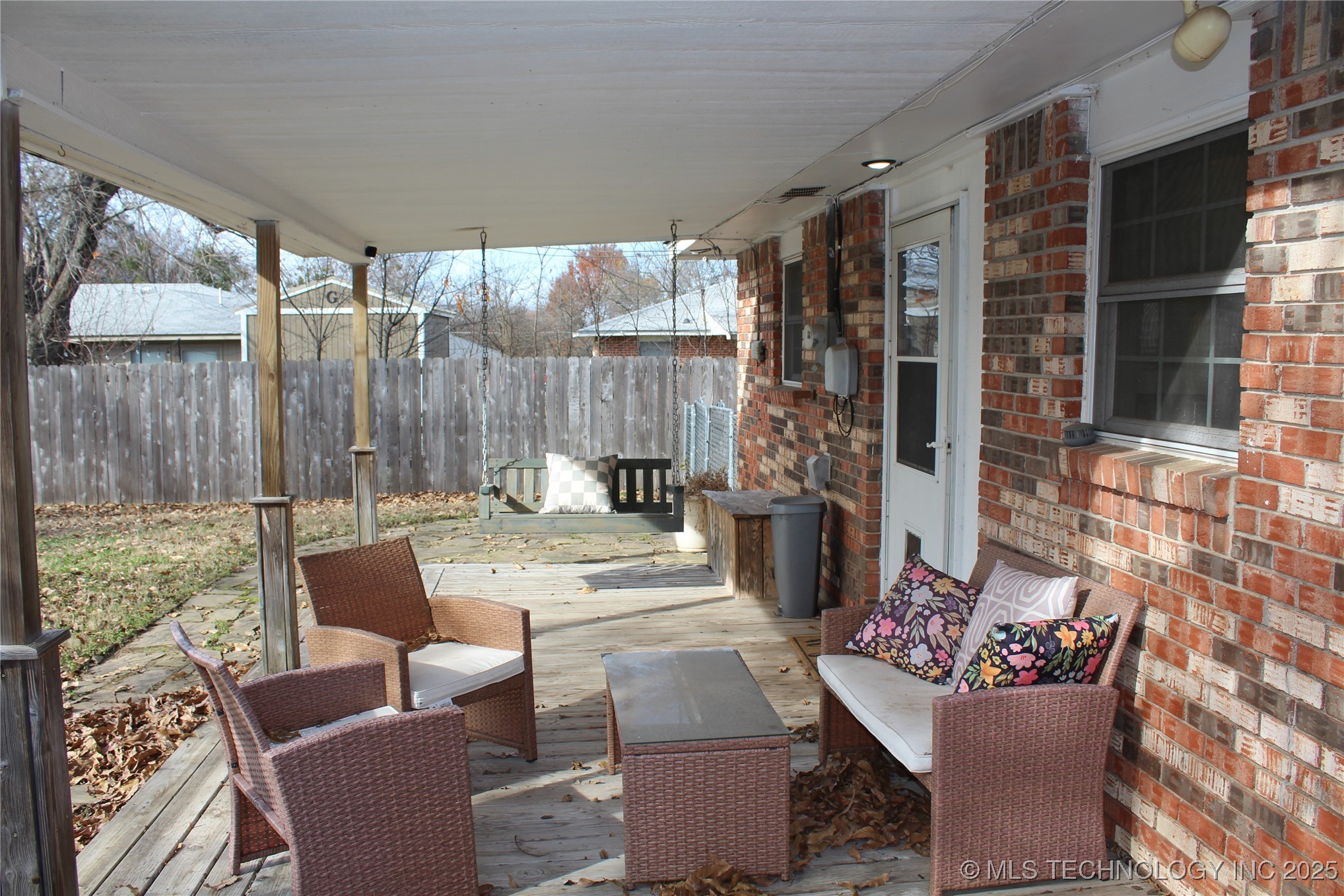 503 W Mccurtain Calera OK 74730