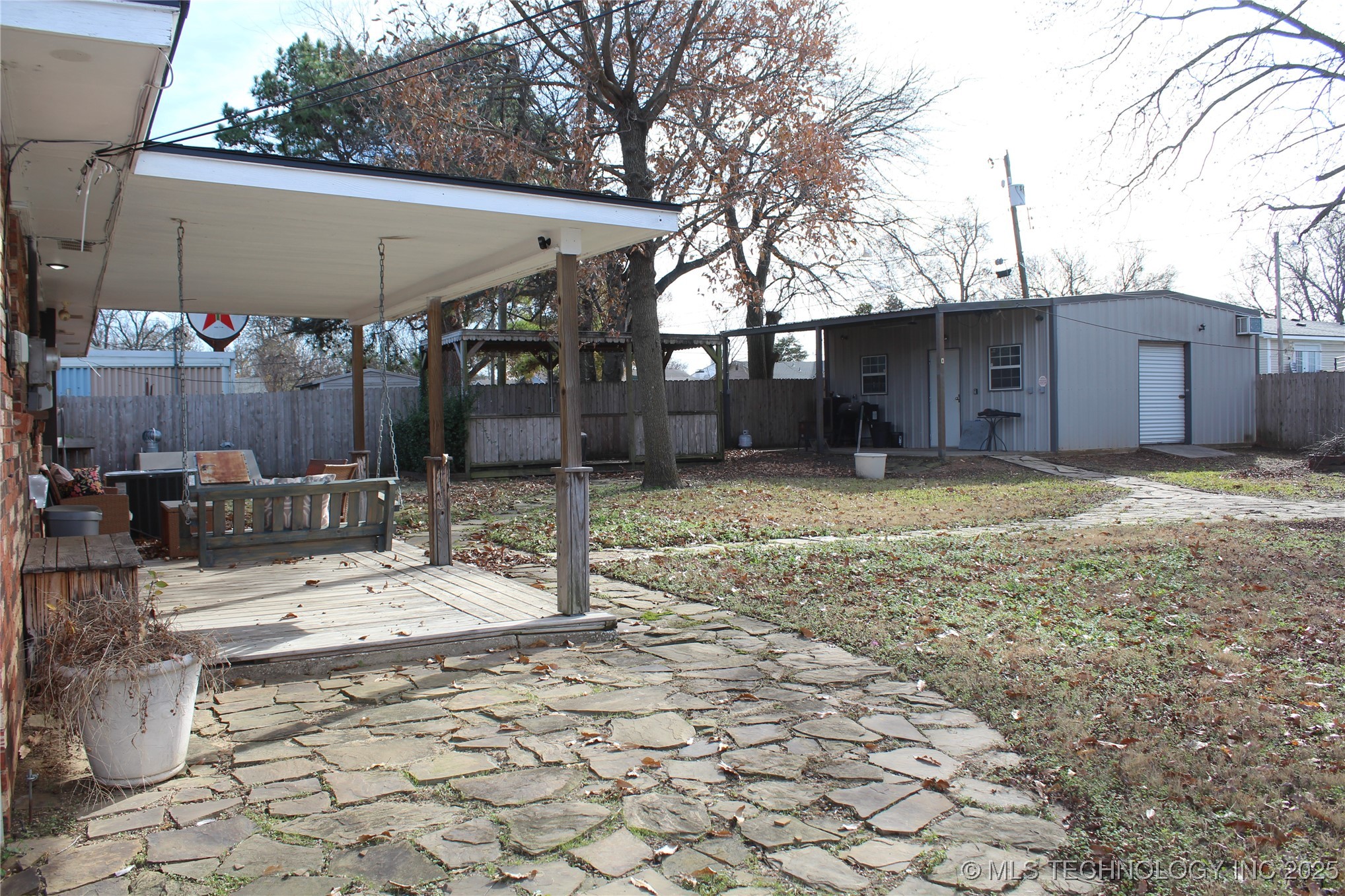 503 W Mccurtain Calera OK 74730