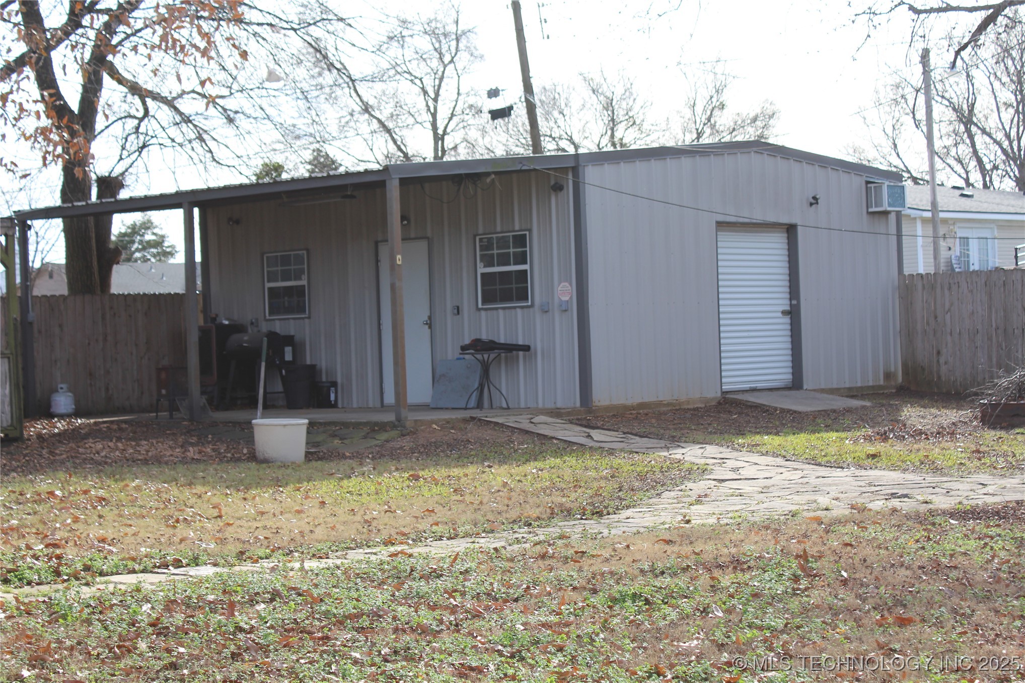 503 W Mccurtain Calera OK 74730