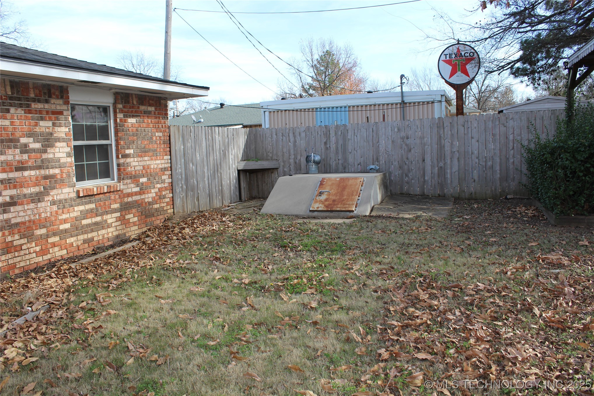 503 W Mccurtain Calera OK 74730