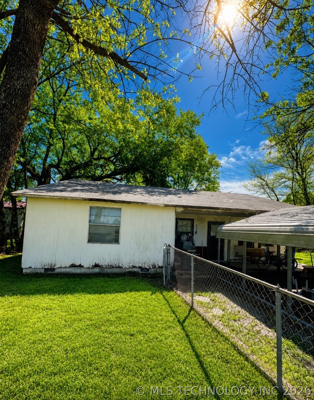 327 S Spruce Street Kellyville OK 74039