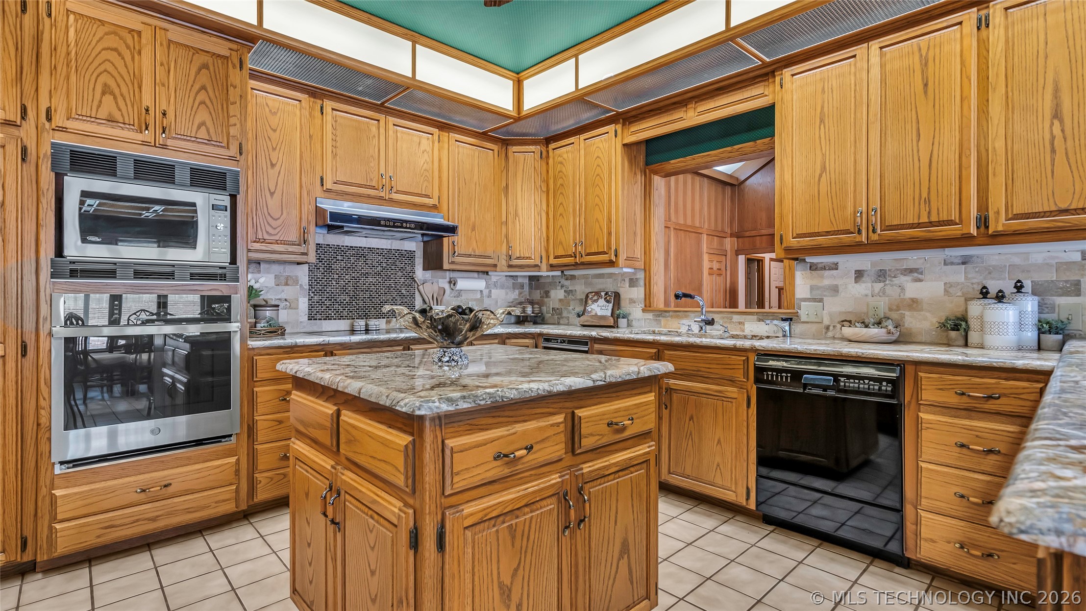2803 Ridgeway Ardmore OK 73401