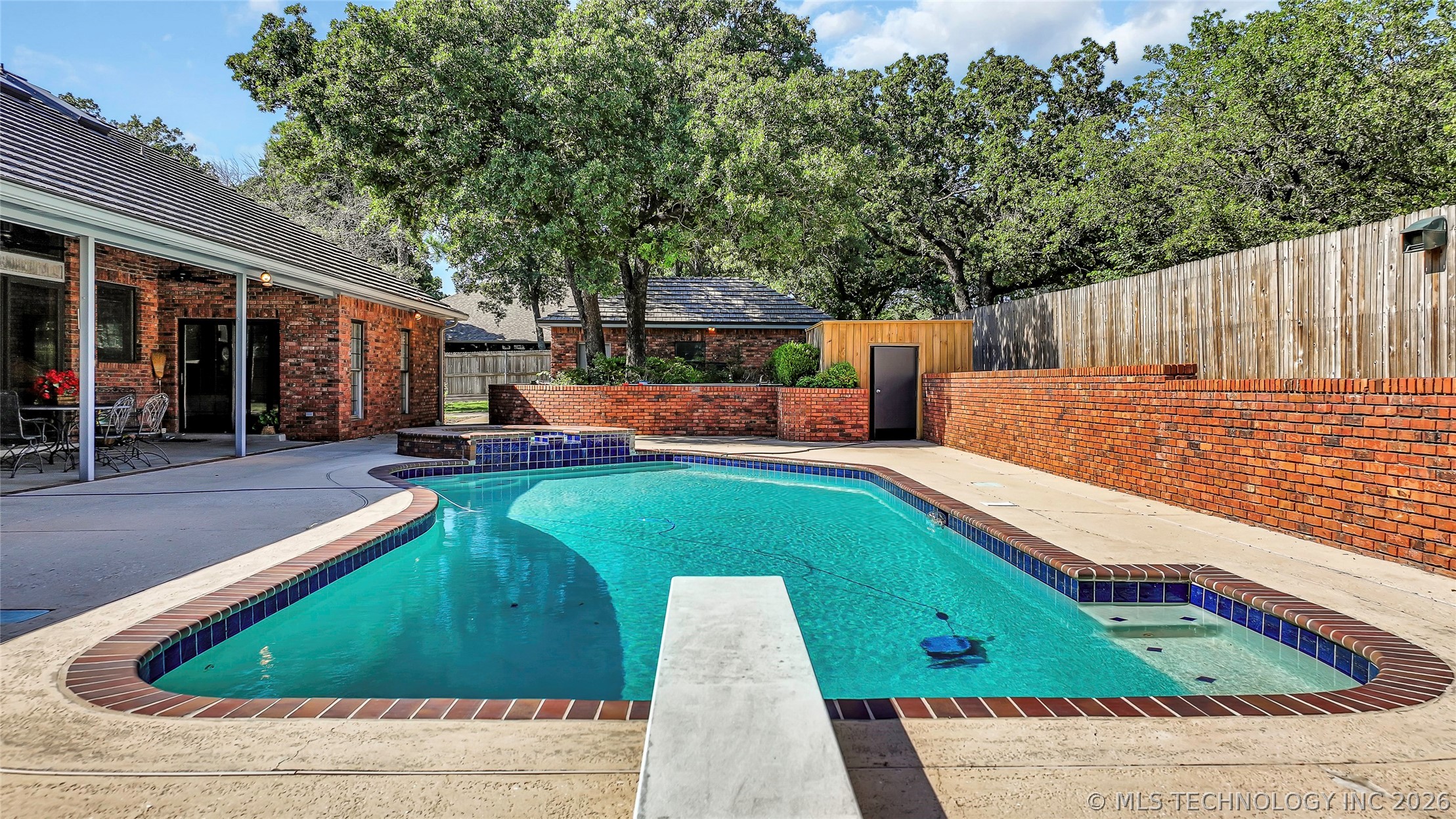 2803 Ridgeway Ardmore OK 73401