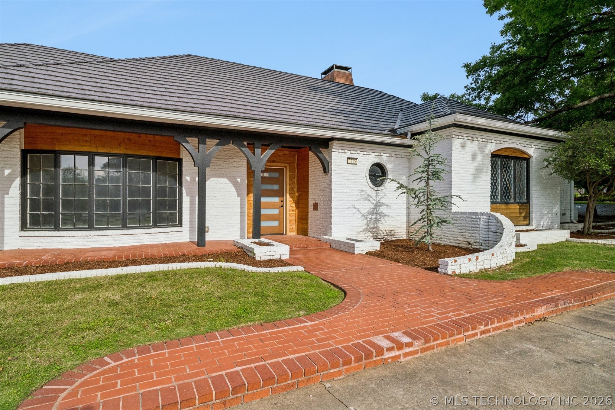 3215 E 61st Street Tulsa OK 74136
