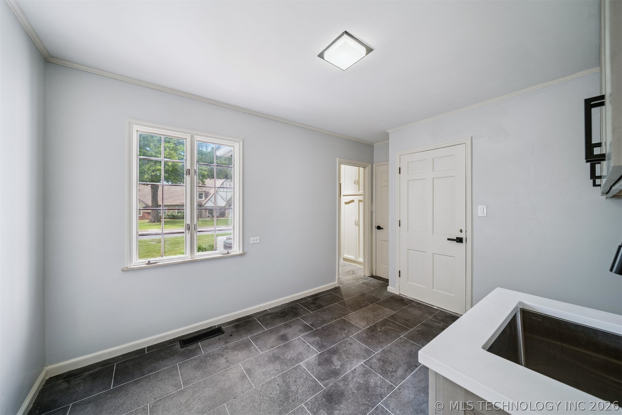 3215 E 61st Street Tulsa OK 74136