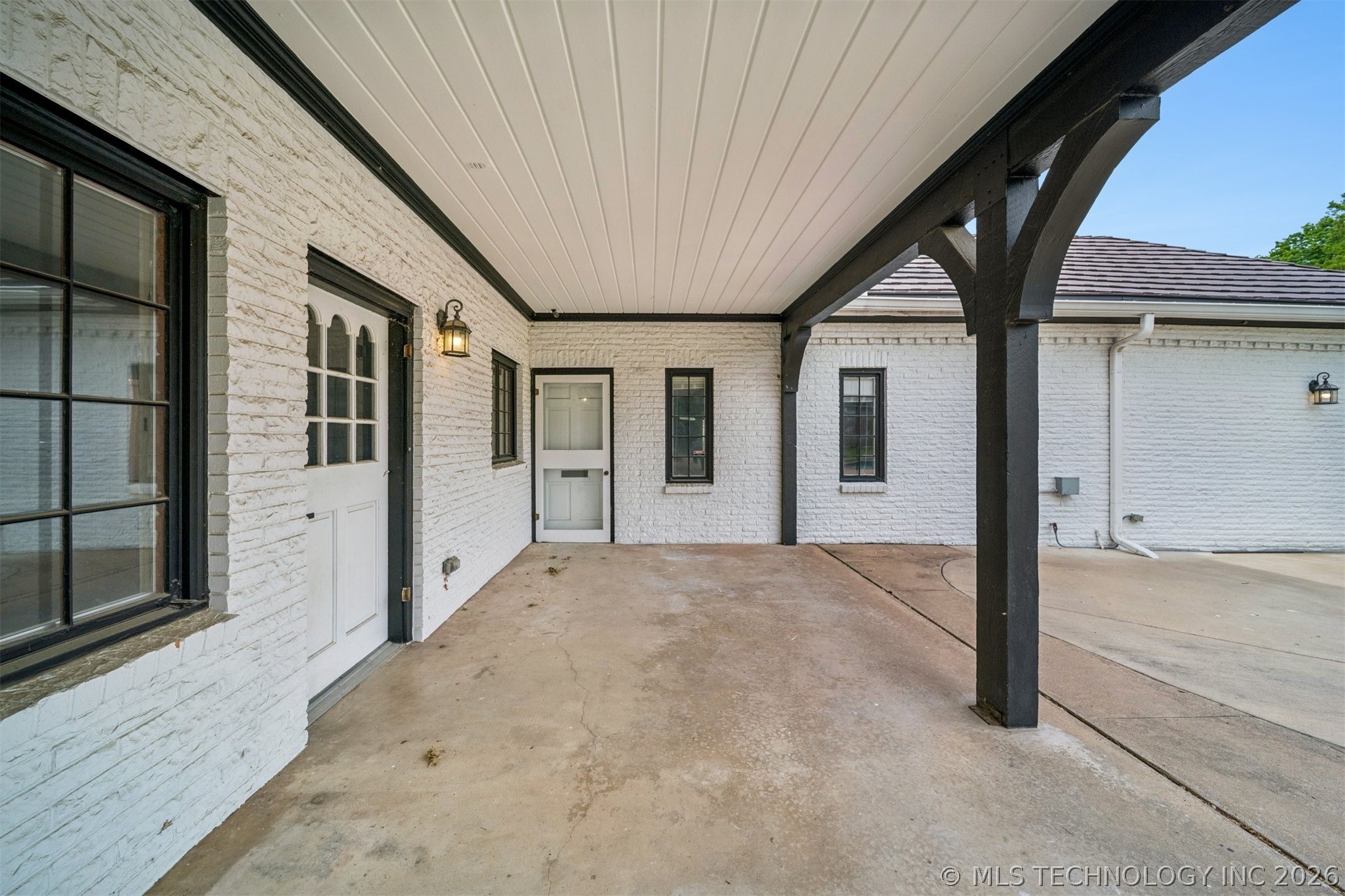 3215 E 61st Street Tulsa OK 74136