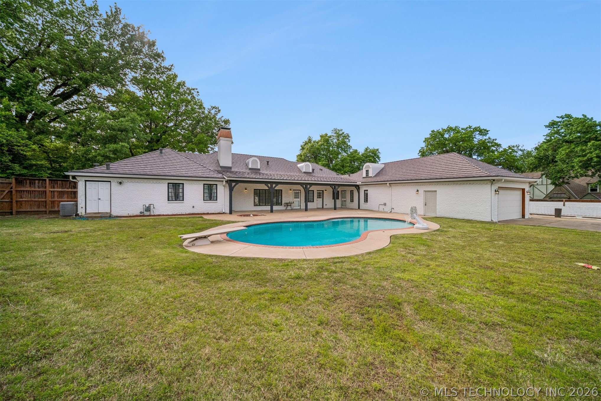3215 E 61st Street Tulsa OK 74136