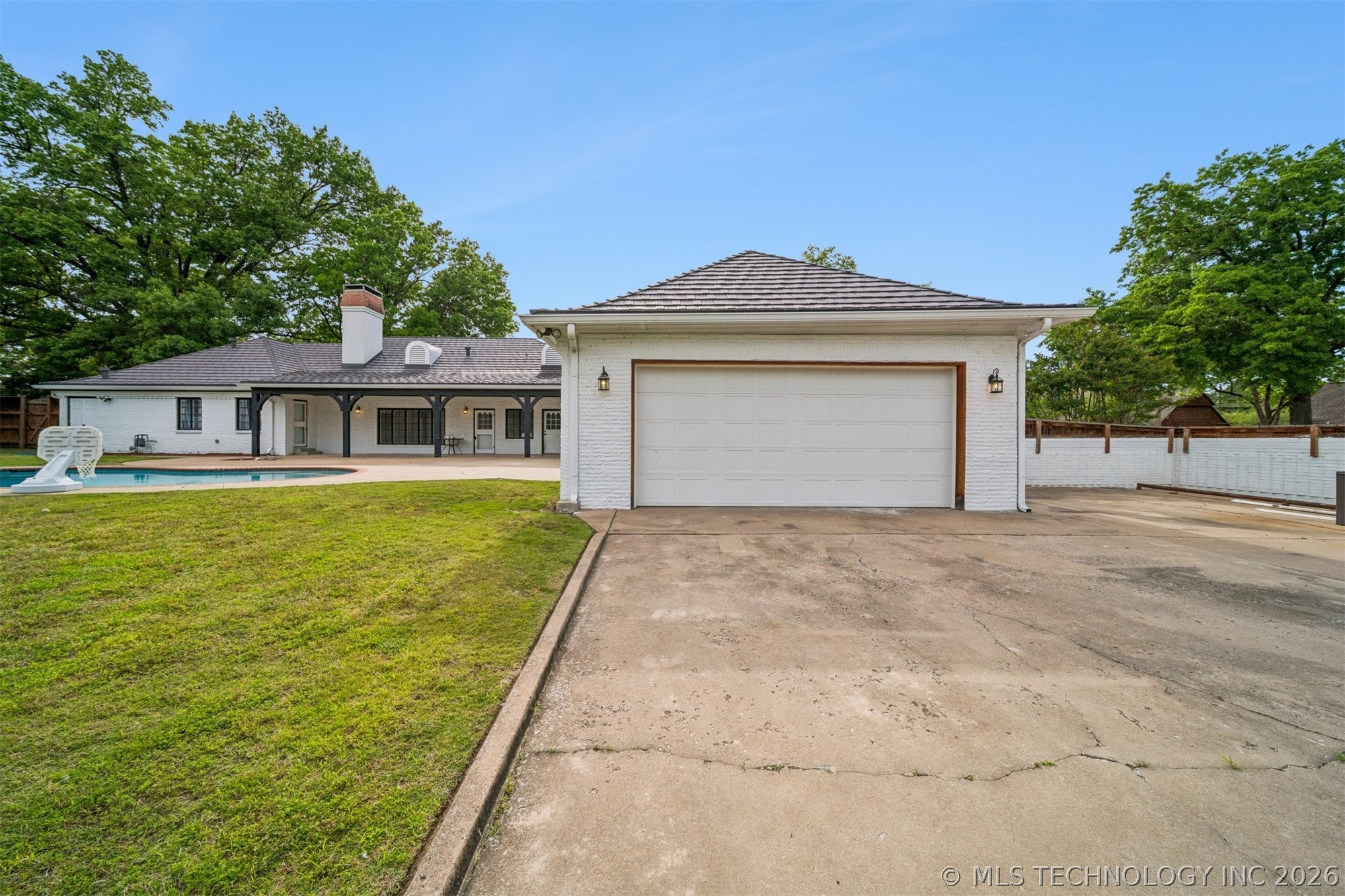 3215 E 61st Street Tulsa OK 74136