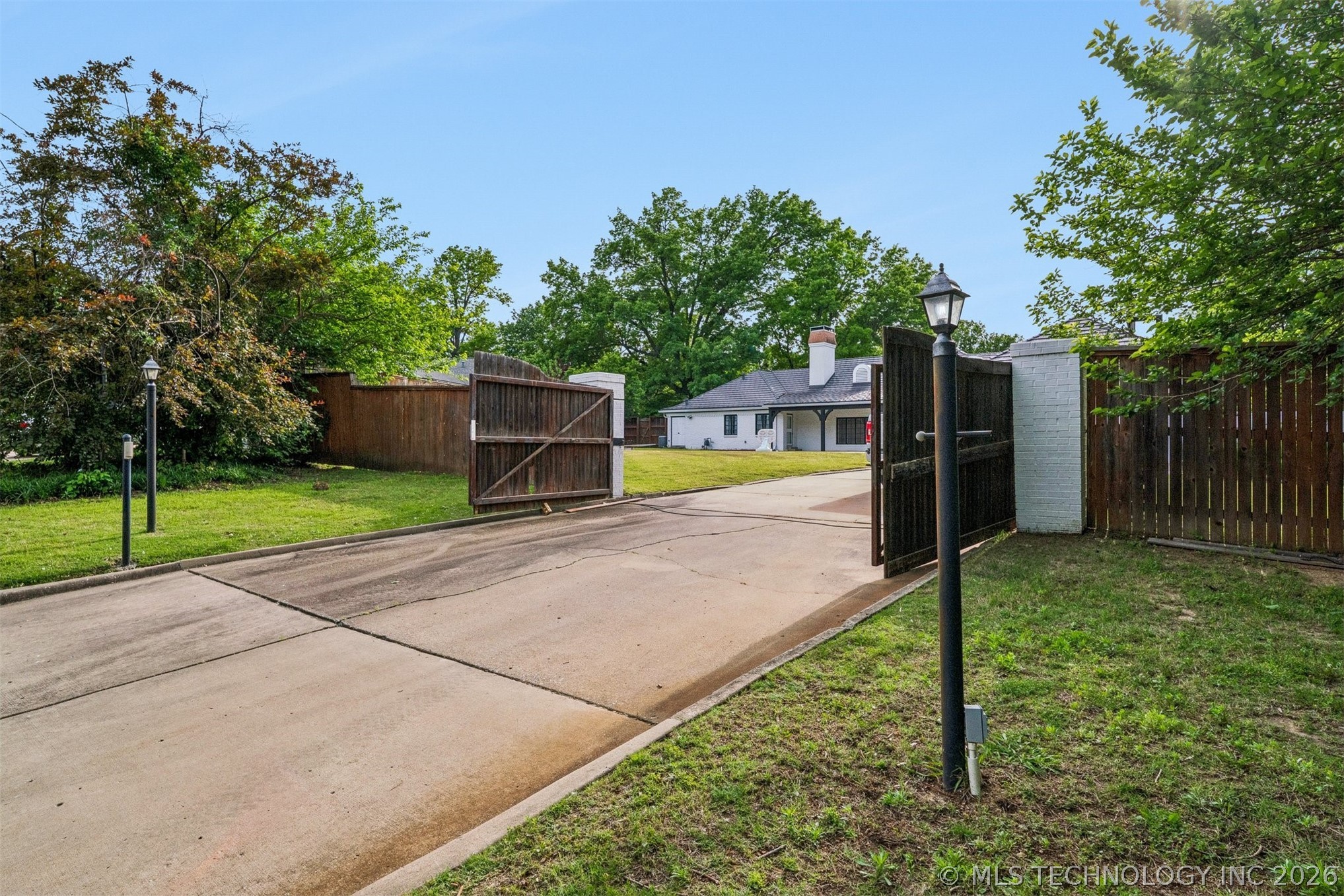 3215 E 61st Street Tulsa OK 74136