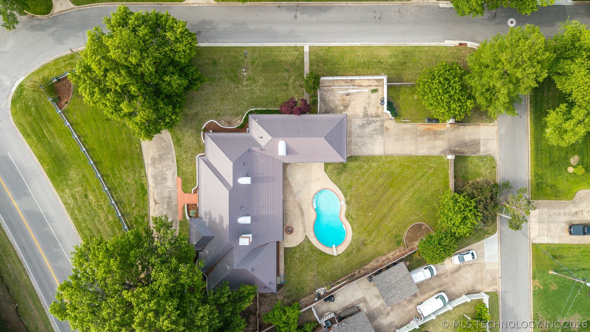 3215 E 61st Street Tulsa OK 74136