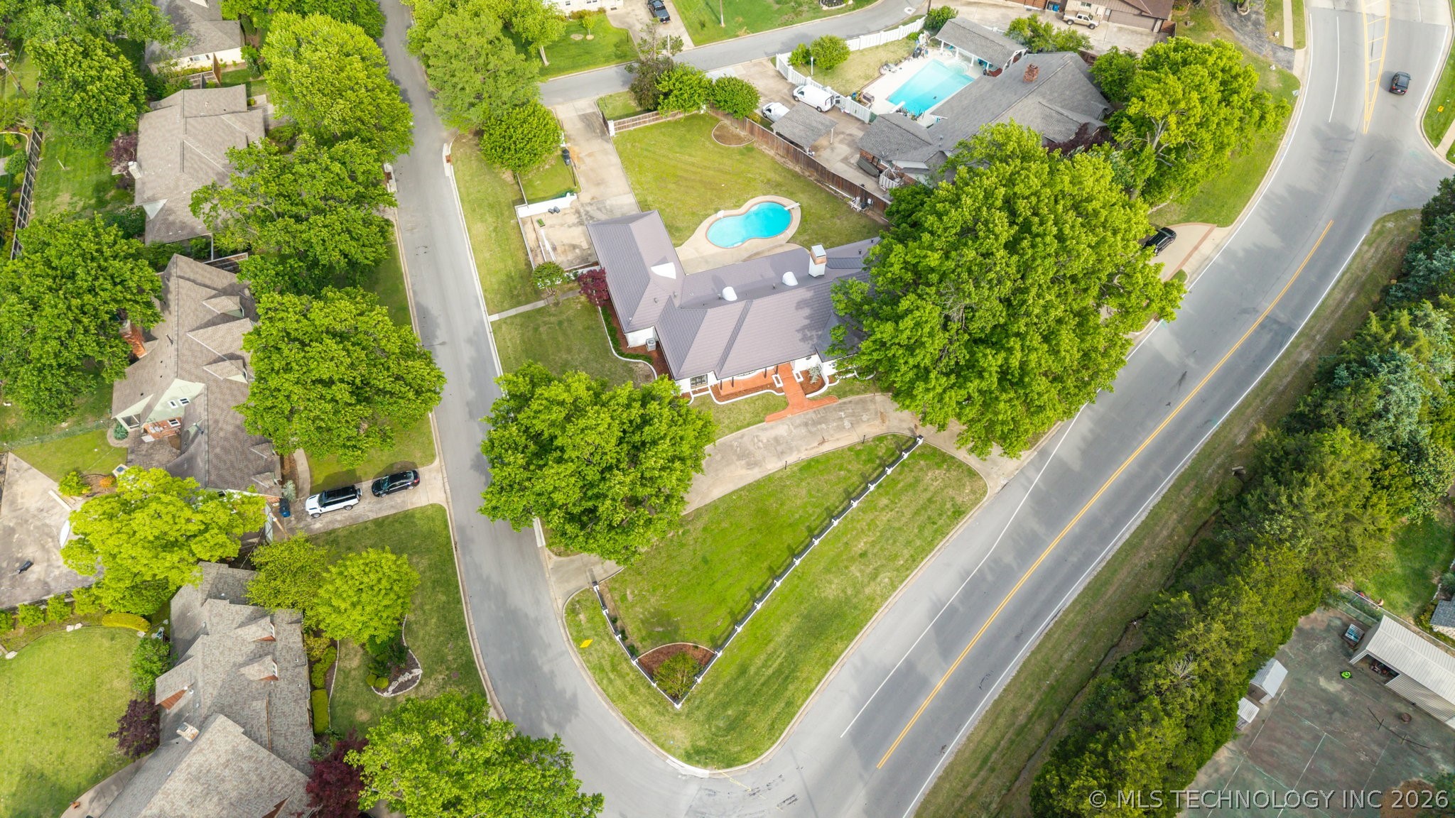 3215 E 61st Street Tulsa OK 74136