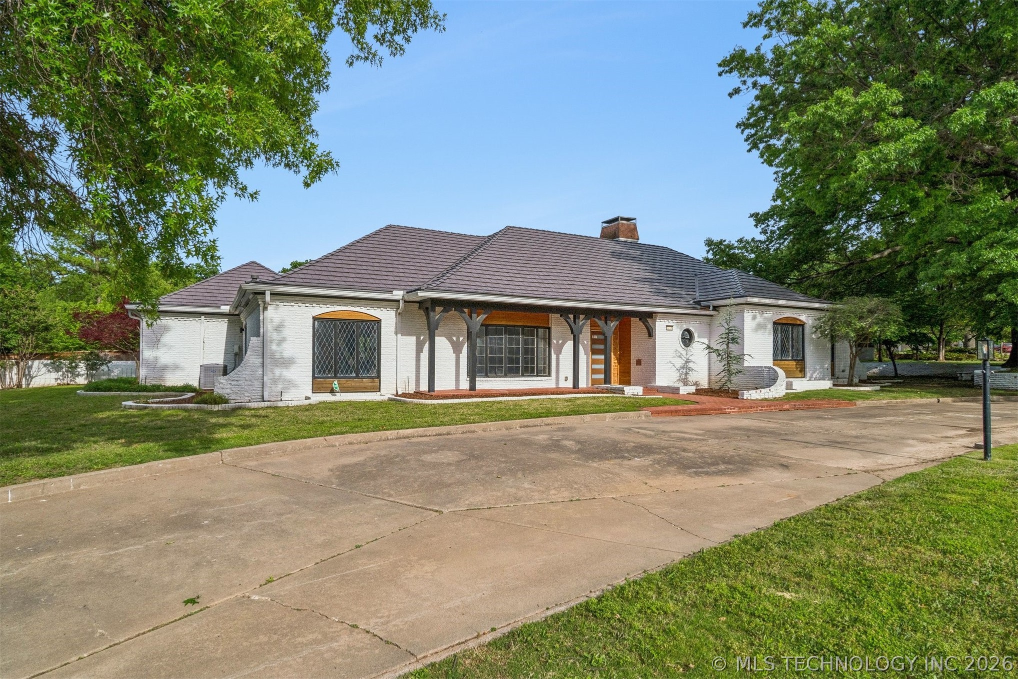 3215 E 61st Street Tulsa OK 74136