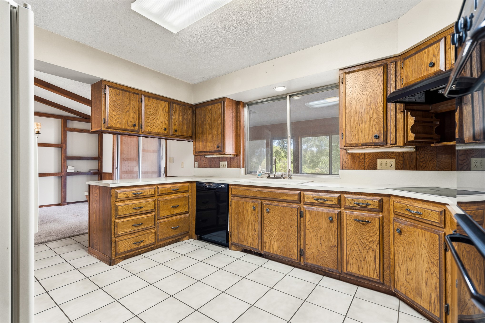2011 W 1st Street Sulphur OK 73086
