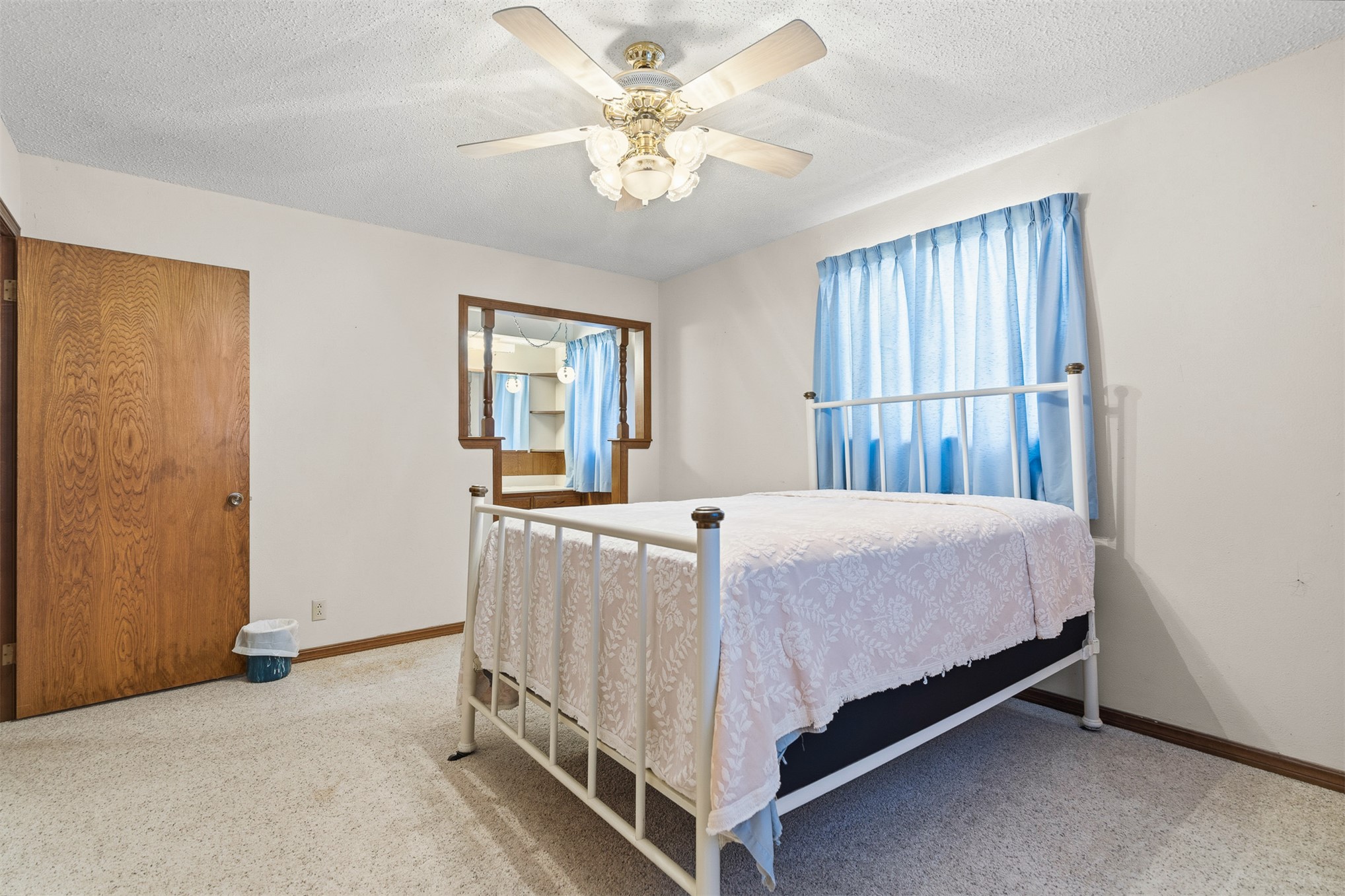 2011 W 1st Street Sulphur OK 73086