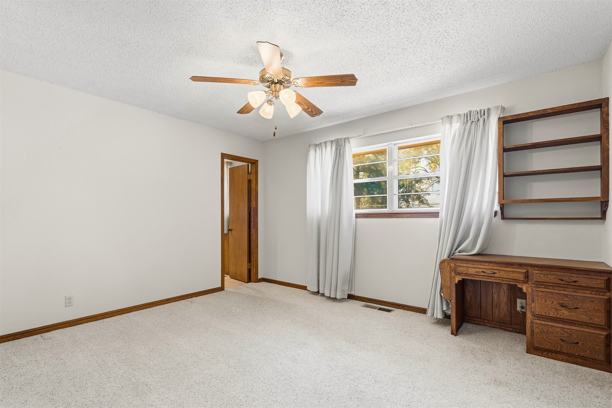 2011 W 1st Street Sulphur OK 73086