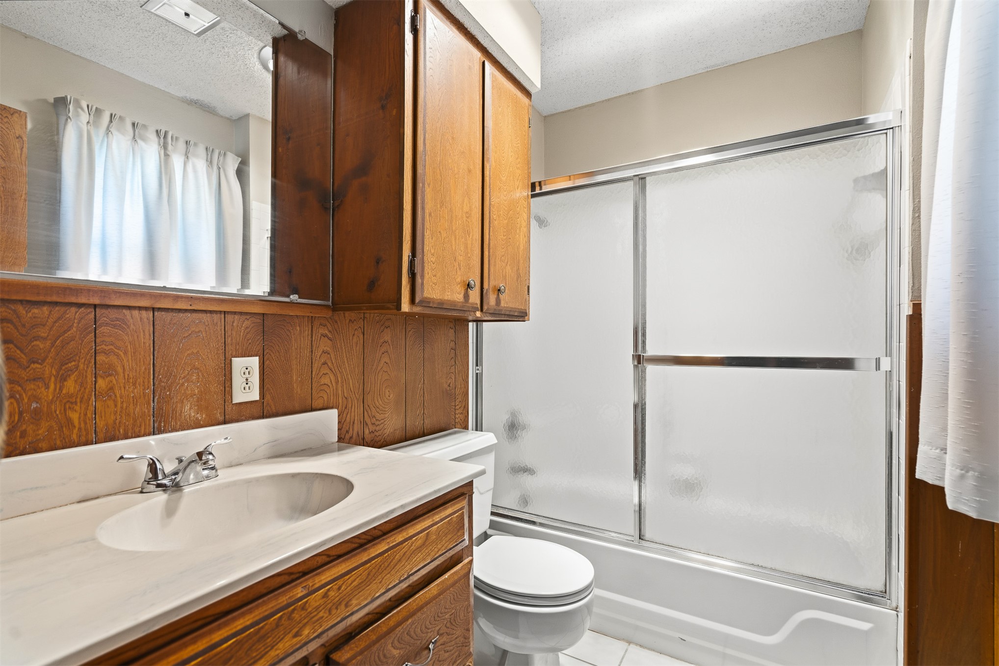 2011 W 1st Street Sulphur OK 73086