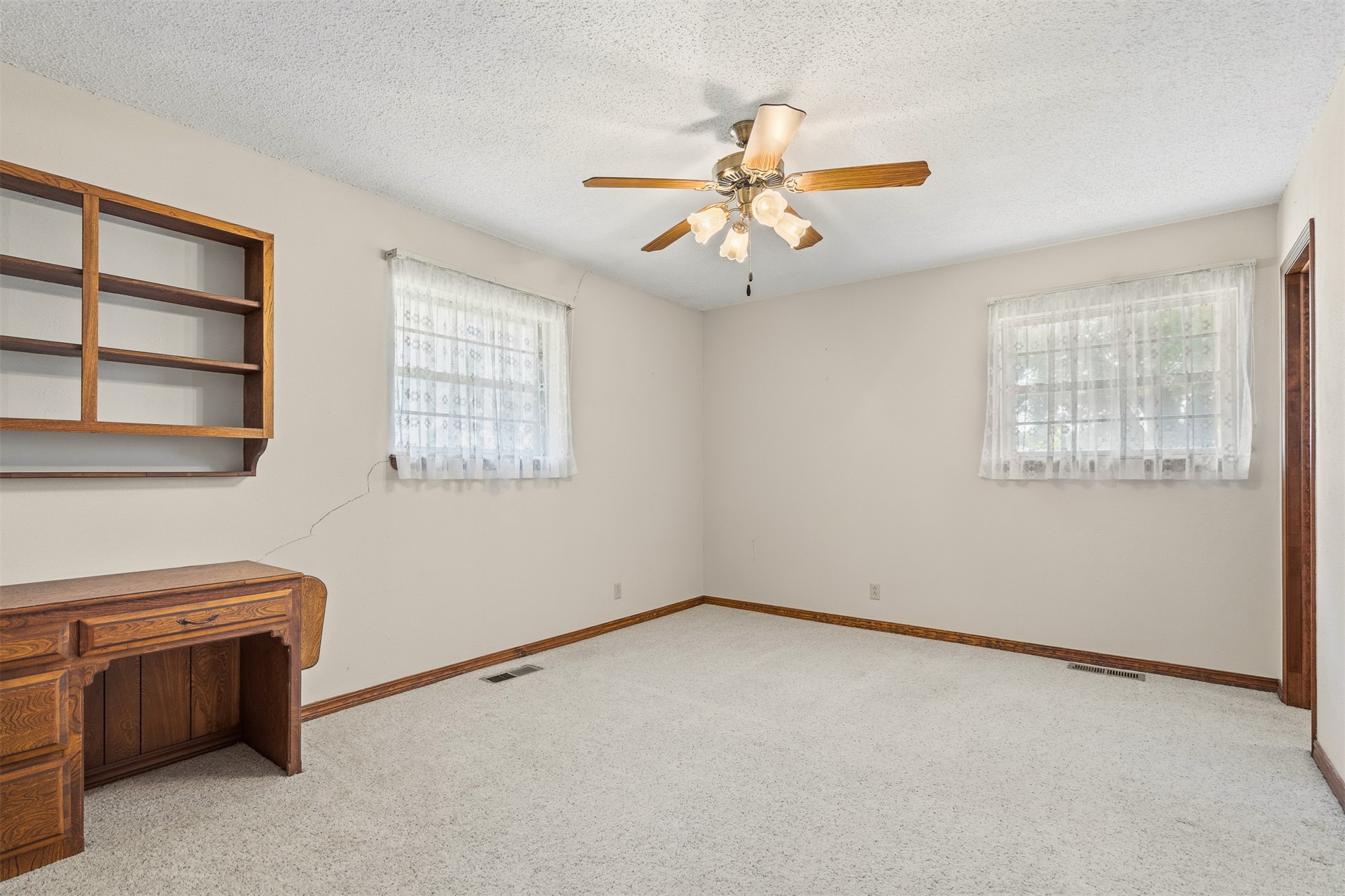 2011 W 1st Street Sulphur OK 73086