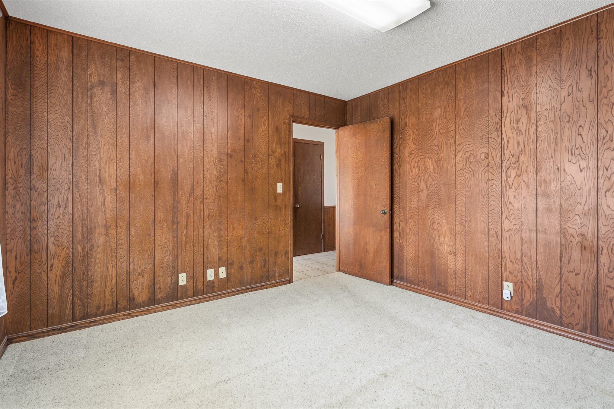 2011 W 1st Street Sulphur OK 73086
