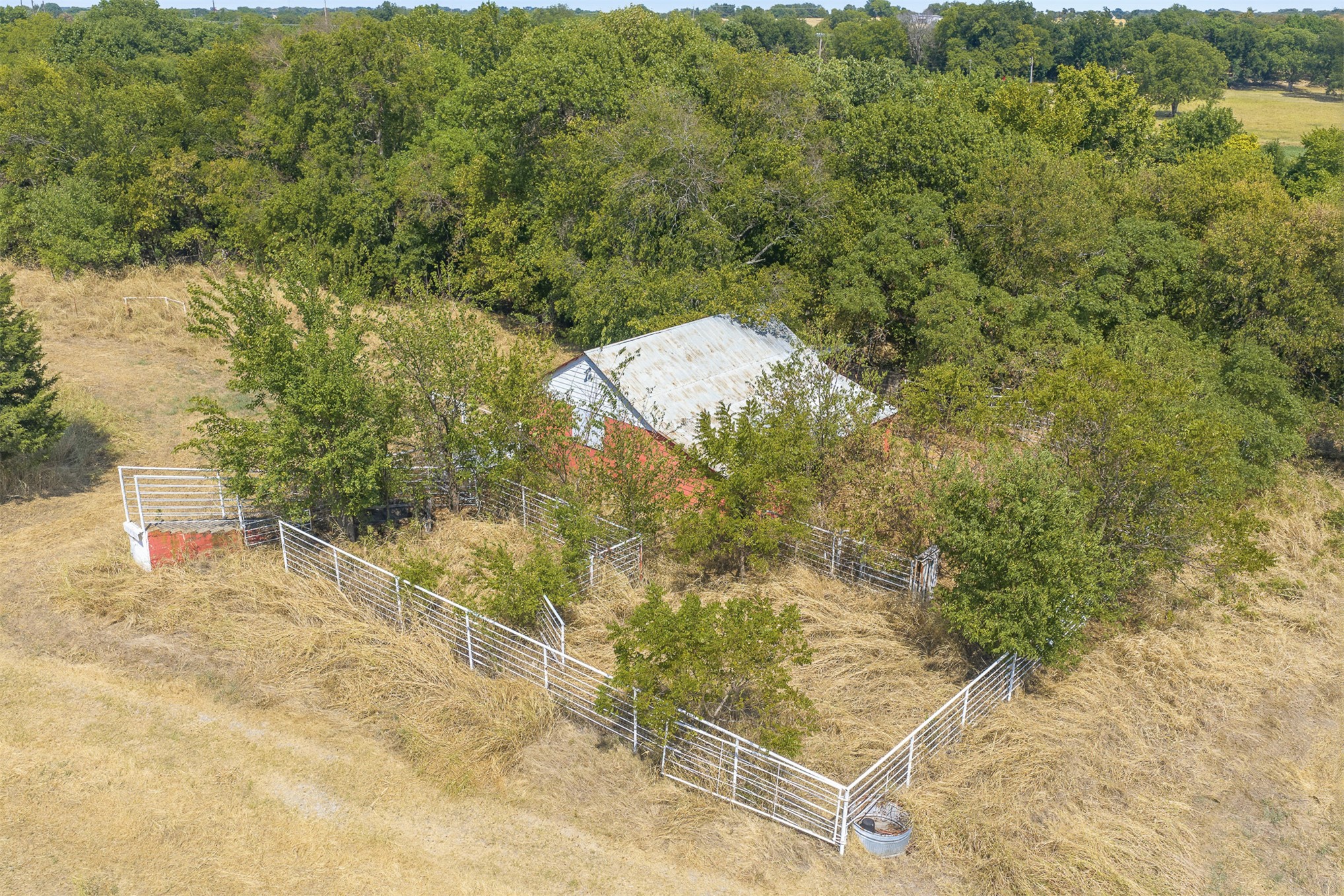 2011 W 1st Street Sulphur OK 73086