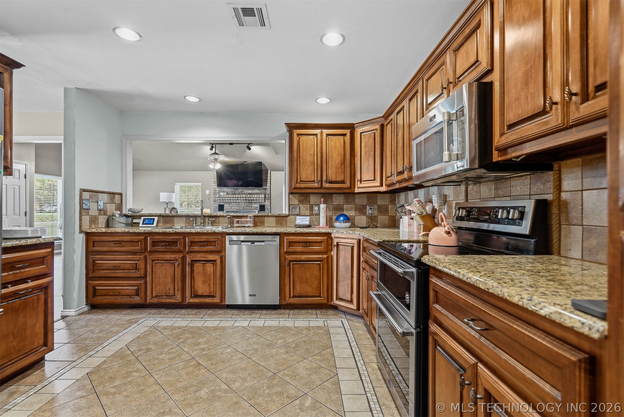 2114 Oakglen Drive Ardmore OK 73401