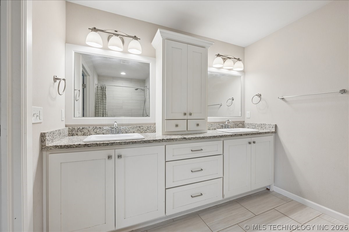 2415 W Kingsport Court S Broken Arrow OK 74011
