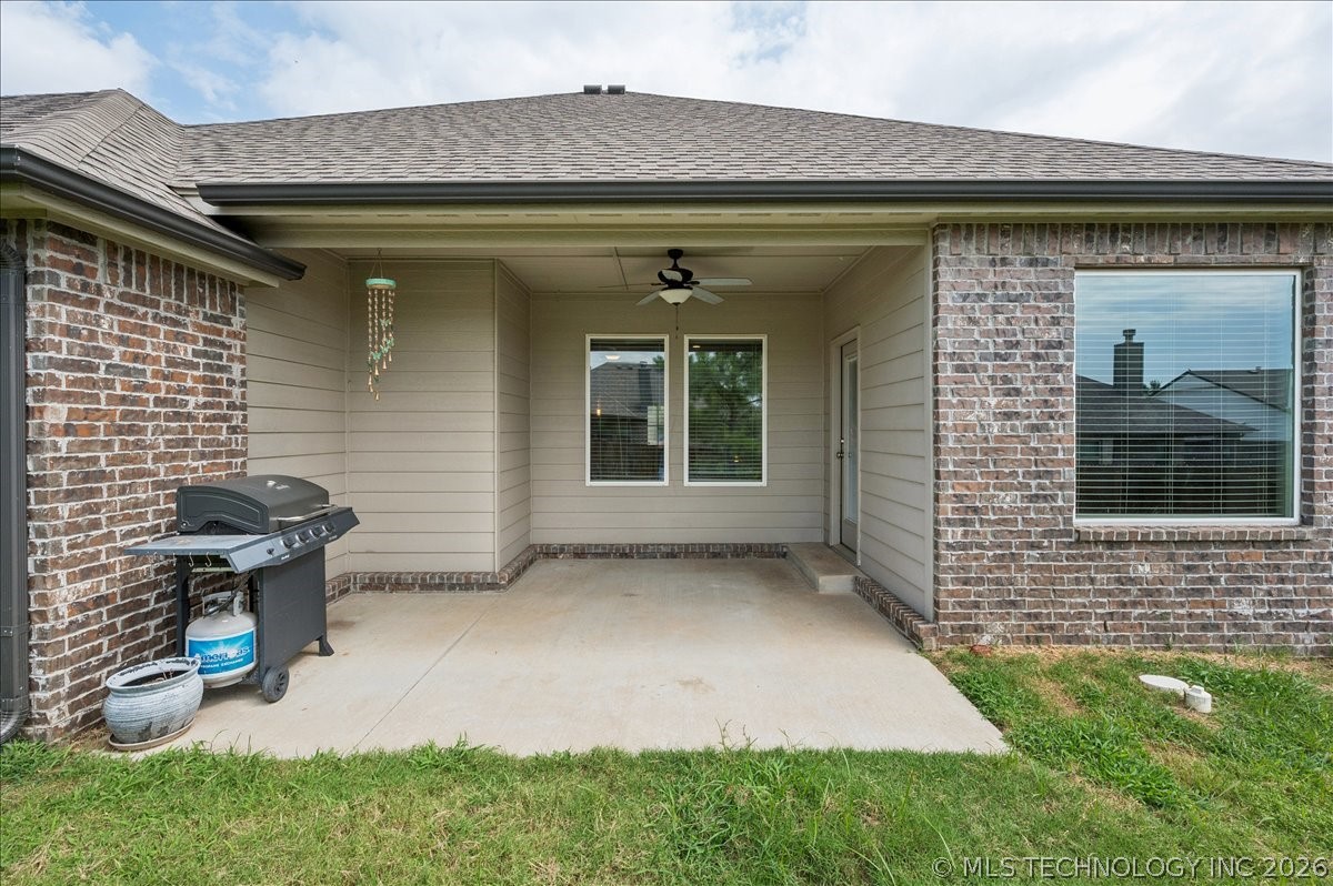 2415 W Kingsport Court S Broken Arrow OK 74011