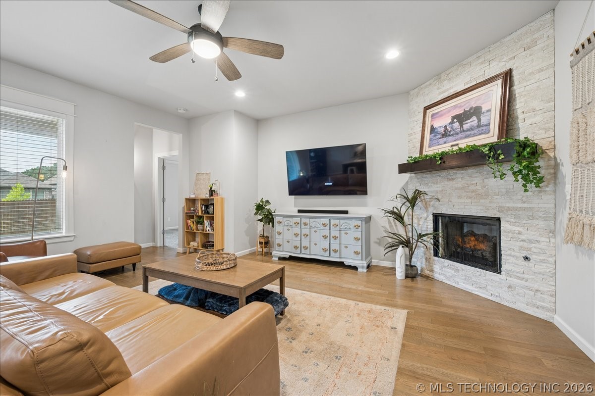 2415 W Kingsport Court S Broken Arrow OK 74011