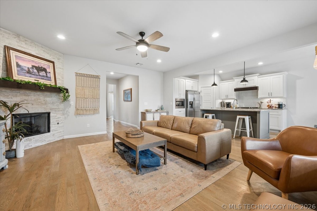 2415 W Kingsport Court S Broken Arrow OK 74011